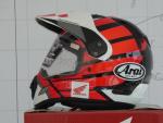 Klikněte pro detailní foto č. 1 - Přilby: ARAI TOUR - X4